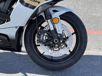 2026 Kawasaki Ninja ZX-6R ABS - Photo 10