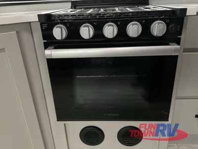 2025 Keystone RV Outback - Photo 18