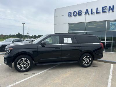 2025 Ford Expedition Max Active in Agate Black — front three-quarter view