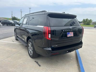 2025 Ford Expedition Max — side profile view