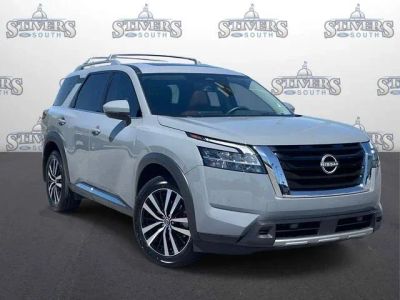 2024 Nissan Pathfinder - Photo 1
