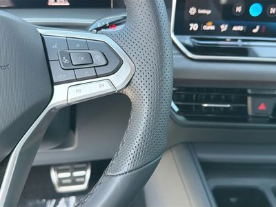 2026 Volkswagen Tiguan — photo 38 view