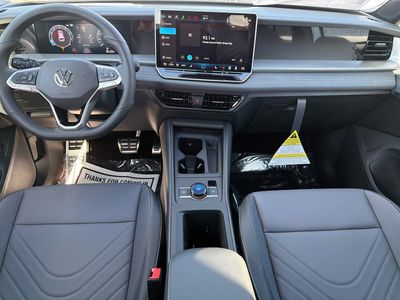 2026 Volkswagen Tiguan — photo 18 view