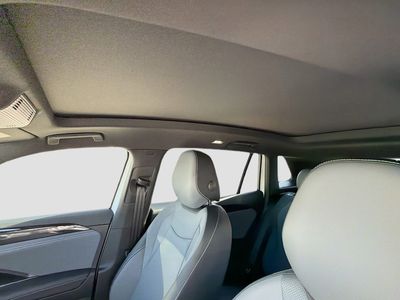 2026 Volkswagen Tiguan — photo 26 view