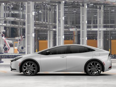 2026 Toyota Prius Plug-in Hybrid - Photo 6