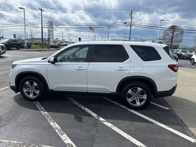 2023 Honda Pilot EX-L 7 Passenger - Photo 9