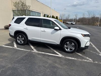 2023 Honda Pilot EX-L 7 Passenger - Photo 4