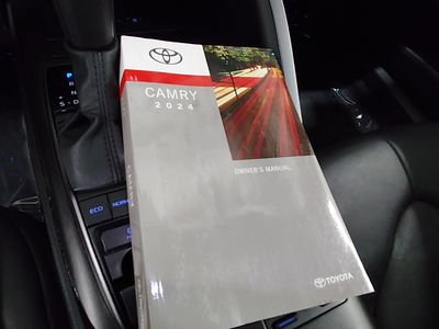 2024 Toyota Camry — photo 18 view