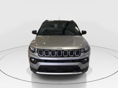2024 Jeep Compass - Photo 2