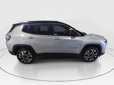 2024 Jeep Compass - Photo 8