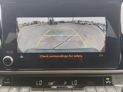 2025 Toyota Camry — photo 16 view