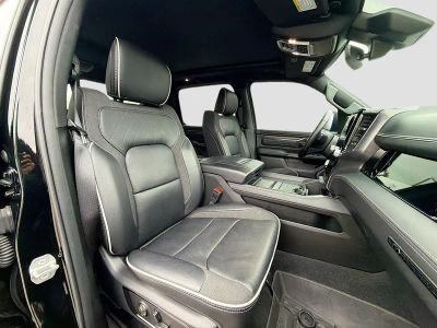 2025 Ram 1500 — photo 15 view