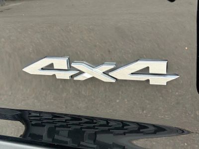 2025 Ram 1500 — photo 12 view