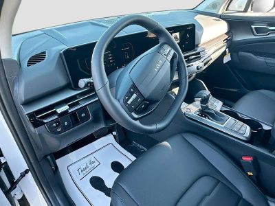 2026 Kia Sportage — photo 9 view