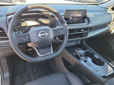 2026 Nissan Rogue - Photo 2