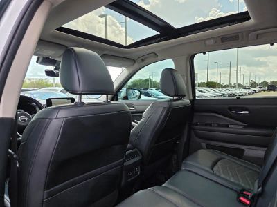 2024 Nissan Pathfinder — photo 21 view
