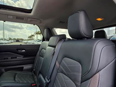 2024 Nissan Pathfinder — photo 19 view