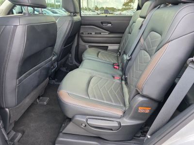 2024 Nissan Pathfinder — photo 20 view