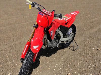 2026 Honda CRF450RWE - Photo 4