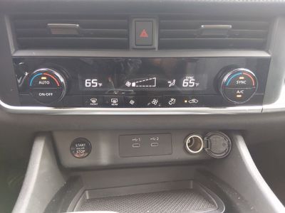 2024 Nissan Rogue — photo 19 view