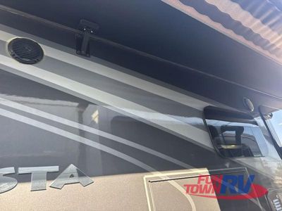 2024 Winnebago Vista - Photo 14