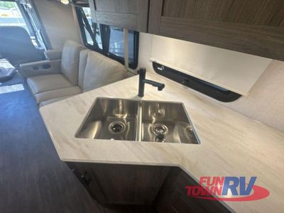 2024 Winnebago Vista - Photo 19