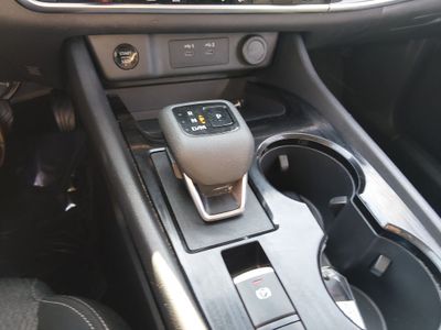 2024 Nissan Rogue — photo 18 view