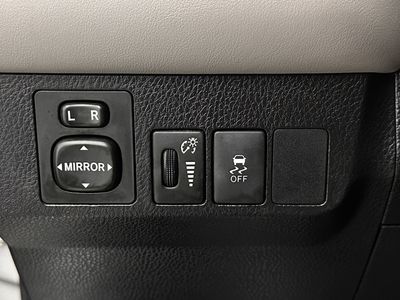 2015 Toyota RAV4 - Photo 17