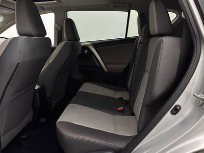 2015 Toyota RAV4 - Photo 19