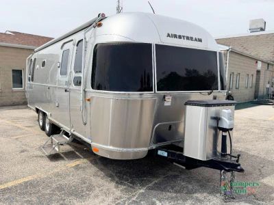 2017 Airstream Flying Cloud - Photo 1