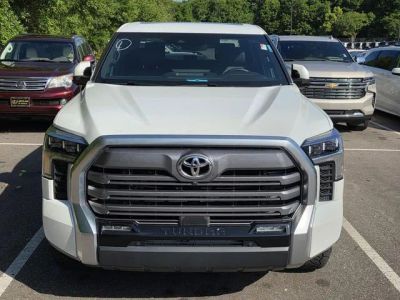 2025 Toyota Tundra - Photo 2