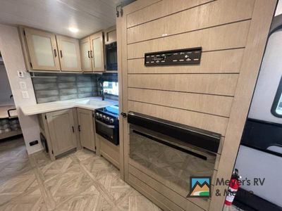 2024 Forest River RV Salem - Photo 8