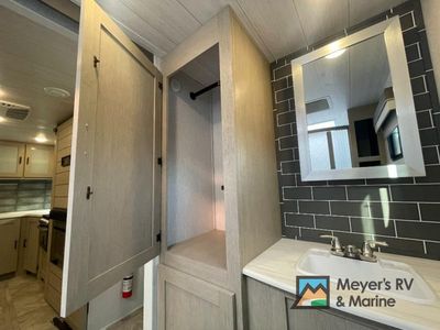 2024 Forest River RV Salem - Photo 17