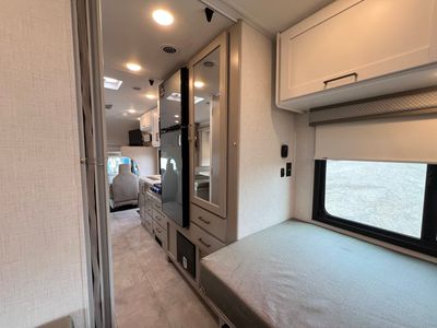2026 Thor Motor Coach CHATEAU - Photo 17