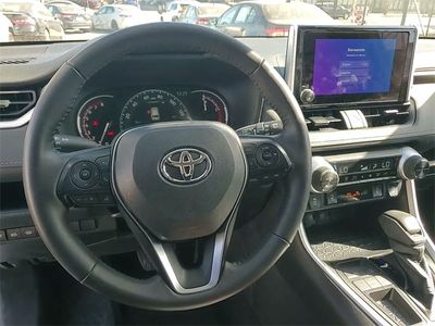 2025 Toyota RAV4 - Photo 23