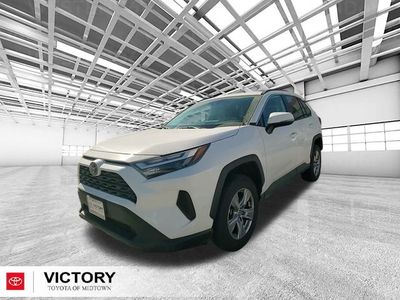 2025 Toyota RAV4 - Photo 8