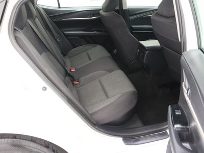 2025 Toyota Camry FWD - Photo 34