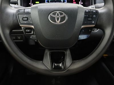 2025 Toyota Camry FWD - Photo 24