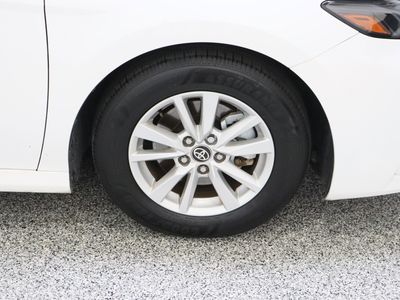 2025 Toyota Camry FWD - Photo 5