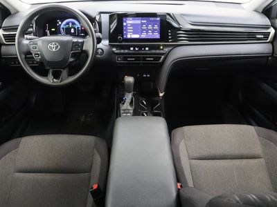 2025 Toyota Camry FWD - Photo 30