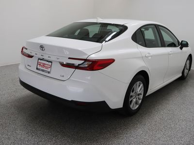 2025 Toyota Camry FWD - Photo 7