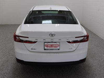 2025 Toyota Camry FWD - Photo 8