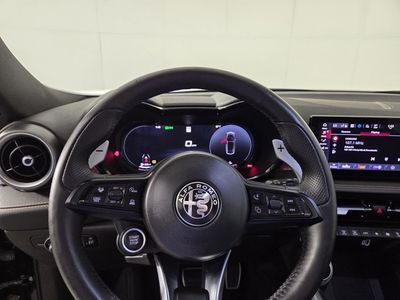 2025 Alfa Romeo Tonale - Photo 14