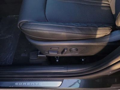 2026 Kia Sorento Hybrid — photo 9 view