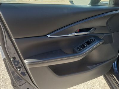 2026 Mazda CX-30 - Photo 18