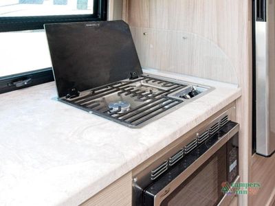 2023 Thor Motor Coach Tiburon Sprinter - Photo 17