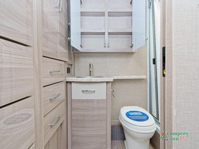 2023 Thor Motor Coach Tiburon Sprinter - Photo 21