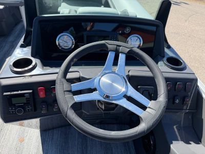 2026 Bennington 20 SSR — photo 16 view