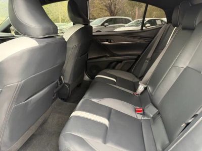 2025 Toyota Camry — photo 11 view