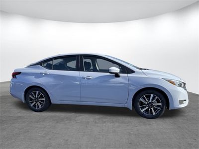 2025 Nissan Versa - Photo 3
